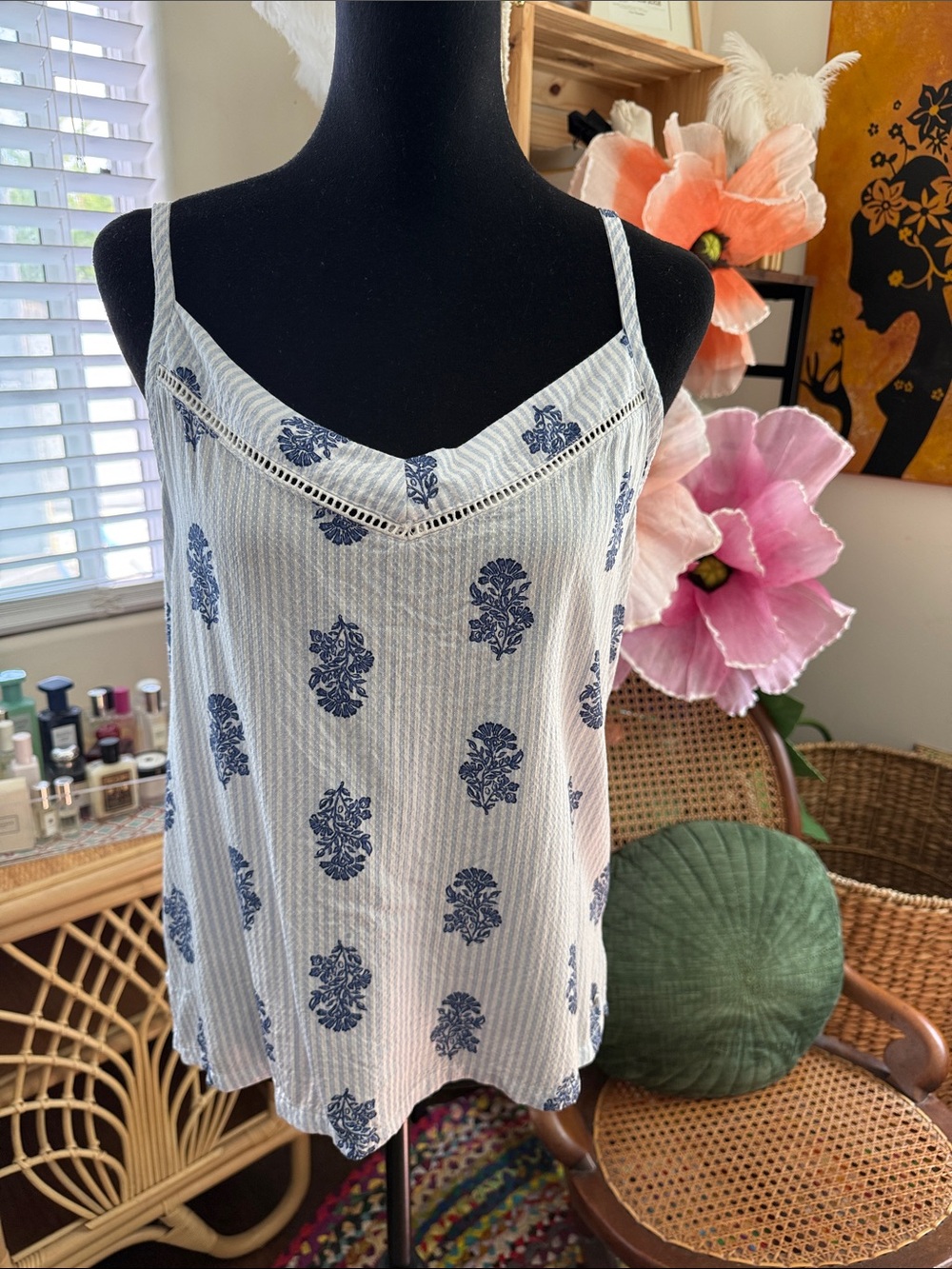 Tahari Blue Striped Block Print Garden Cottage Boho Resort Chic Tank Top